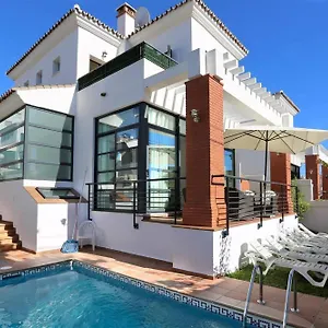 011 Bright And Spacious With Private Pool , Benalmadena Spain