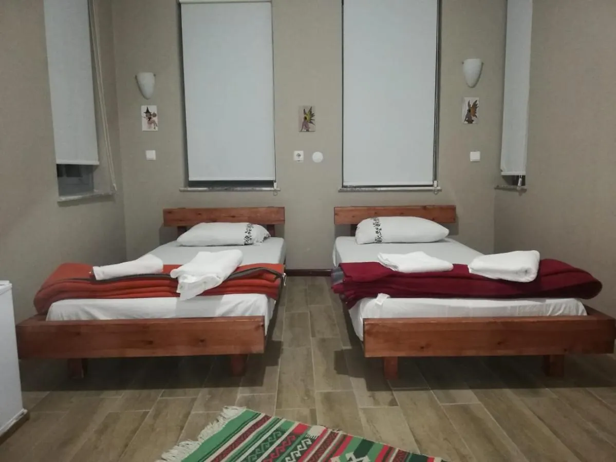 Gizli Bahce Apartment Antalya Homestay